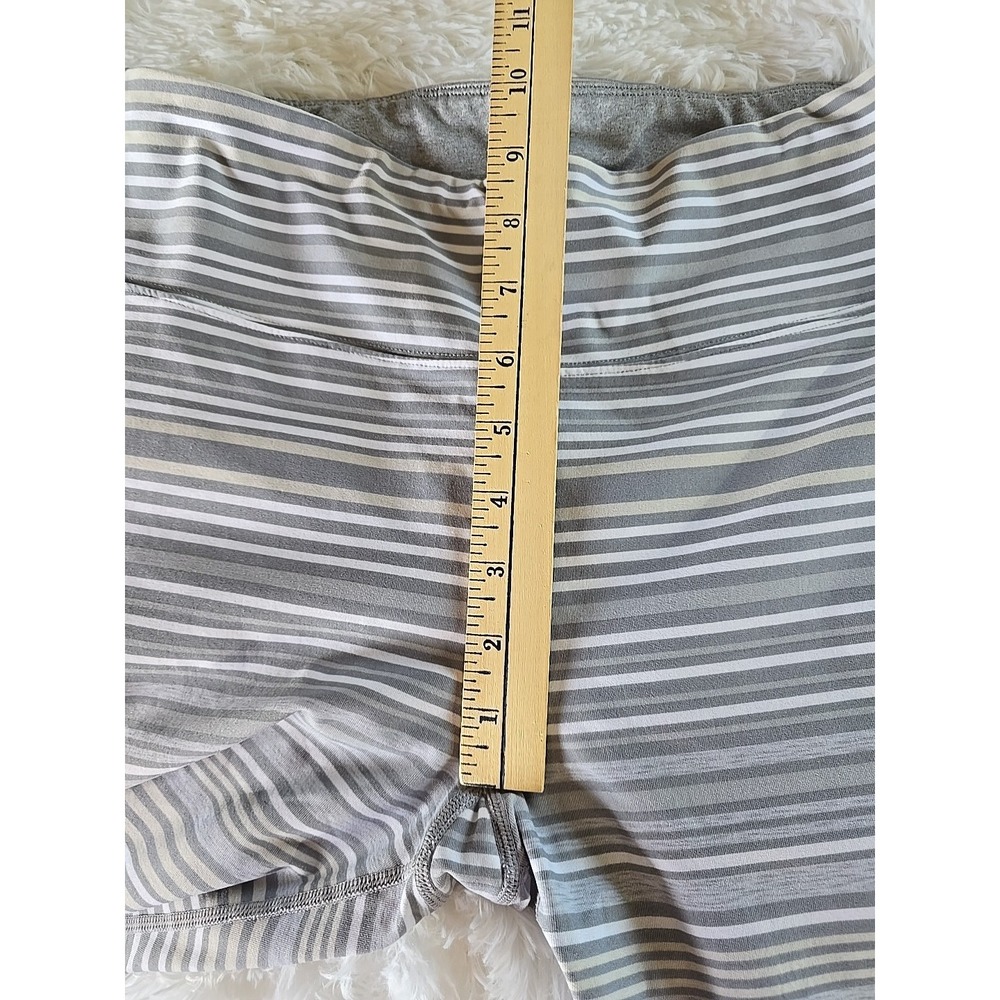 Calvin Klein Performance Wick Women's Gray Striped Leggings Workout Size L - Picture 10 of 13